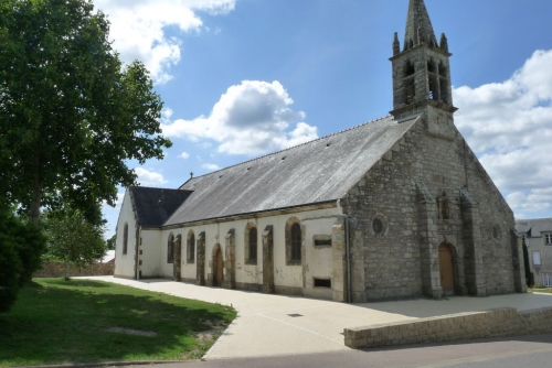 Eglise de locunolé